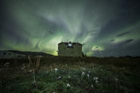 Toczy się dyskusja, kto jest winny temu, że osoby, które mogą zagrażać otoczeniu, nie są od niego izolowane.