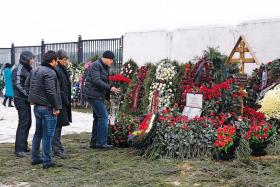 Dziadka Hassana pochowano na moskiewskim cmentarzu, 20 stycznia 2013 r.