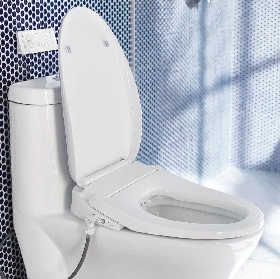 Współczesna toaleta elektroniczna – bezdotykowa, z automatyczną dezynfekcją.