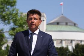 Ryszard Petru w błyskawicznym tempie zbudował partię, wprowadził ją do Sejmu, pomnożył sondażowy wynik i nawet obwołał się liderem opozycji. Ale jeszcze szybciej to wszystko roztrwonił.