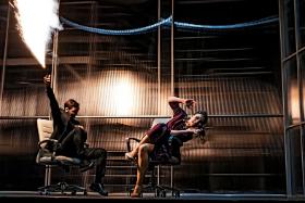 Musical „Next to normal” – prawdziwy portret rodziny podporządkowanej chorobie dwubiegunowej.