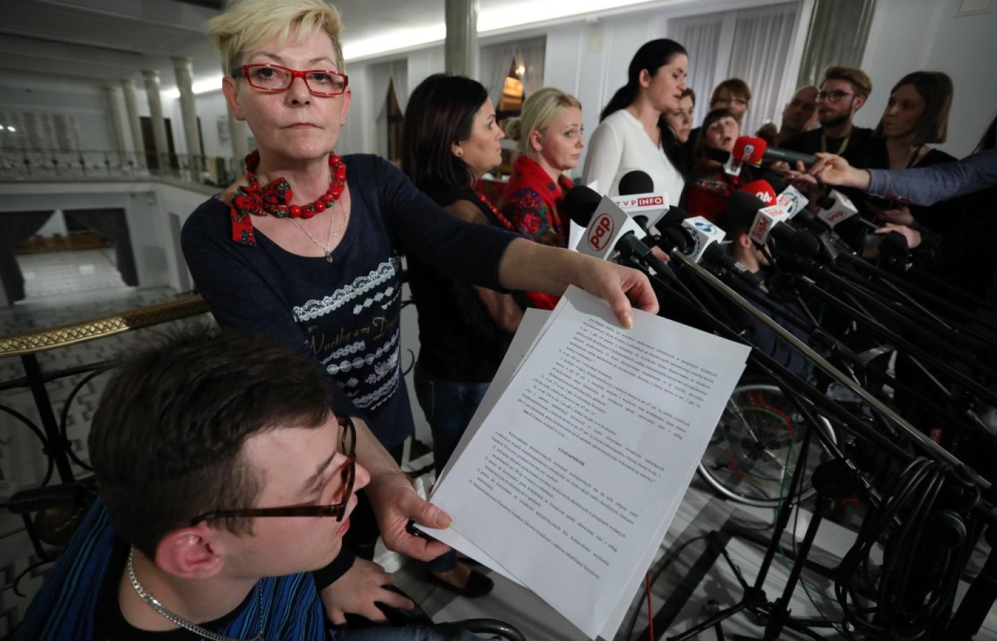 10. dzień protestu rodziców dorosłych dzieci niepełnosprawnych w Sejmie