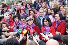 Wicepremierka Carmen Calvo na manifestacji 8 marca w Madrycie.