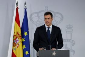 Na Pedro Sáncheza spada teraz zadanie poradzenia sobie z Katalonią, w której napięcie wcale nie spada.