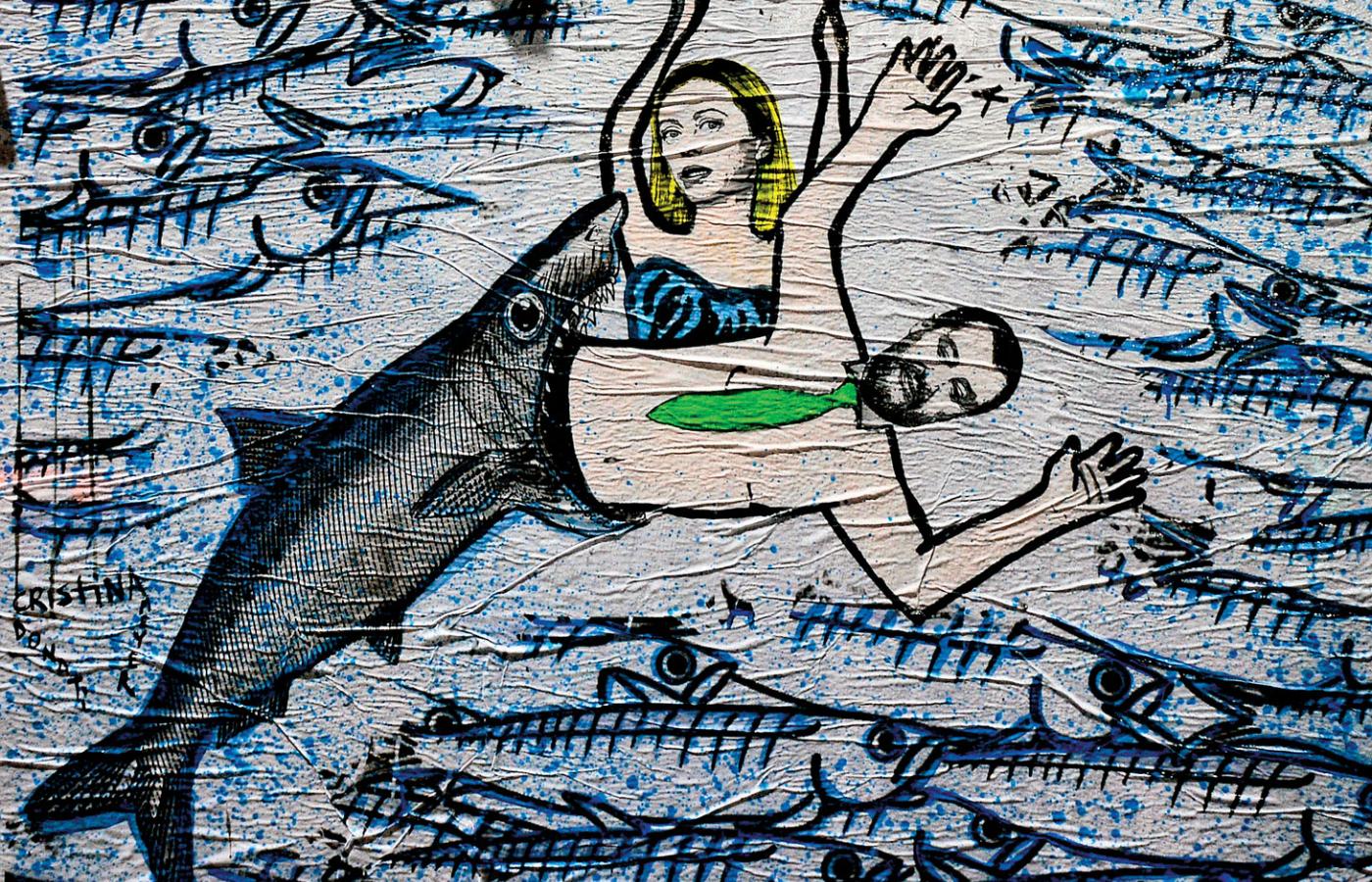 Rozgniewane sardynki zjadają Salviniego na graffiti Cristiny Donati Meyer w Mediolanie.